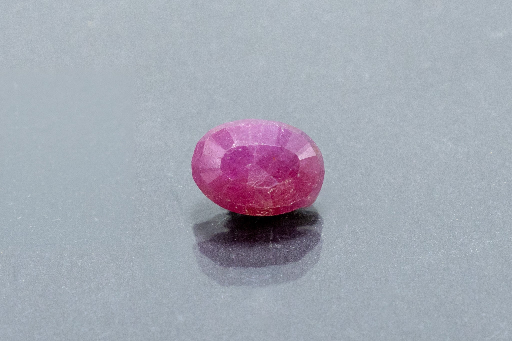 African Ruby - 2.54 Carat - Image 2