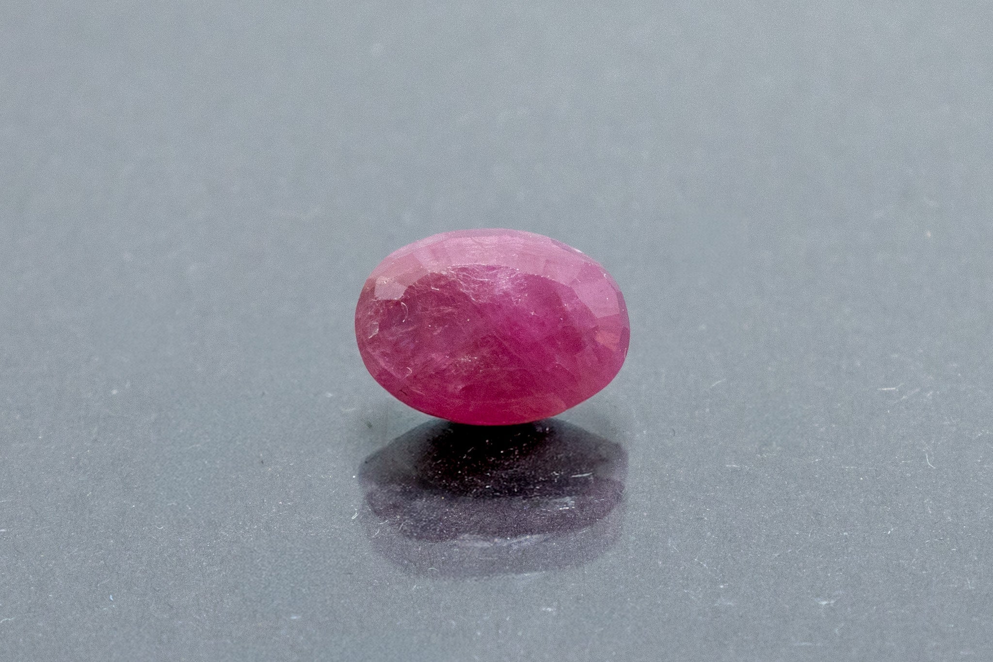 African Ruby - 2.61 Carat - Image 2