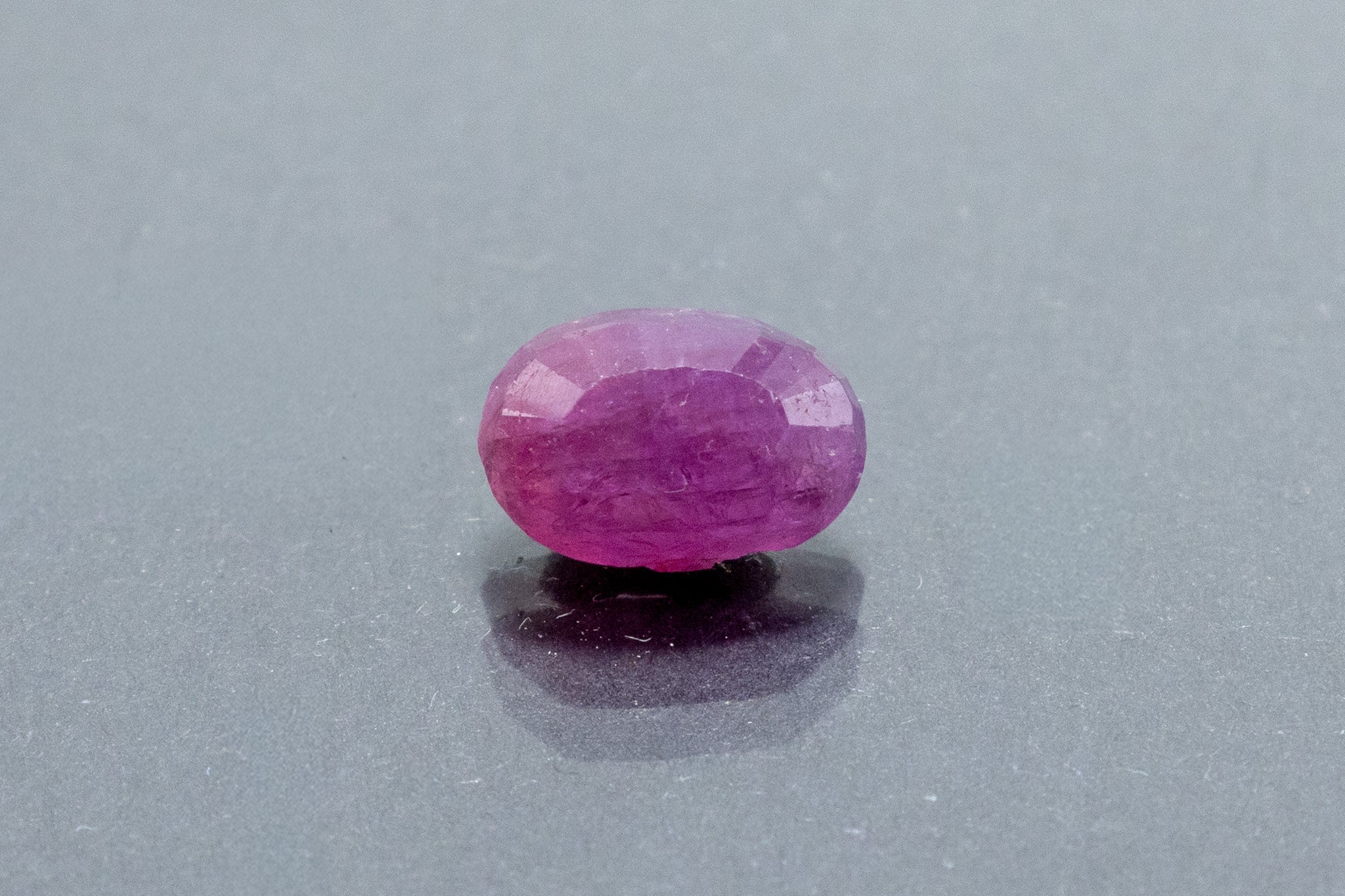 African Ruby - 2.62 Carat - Image 2