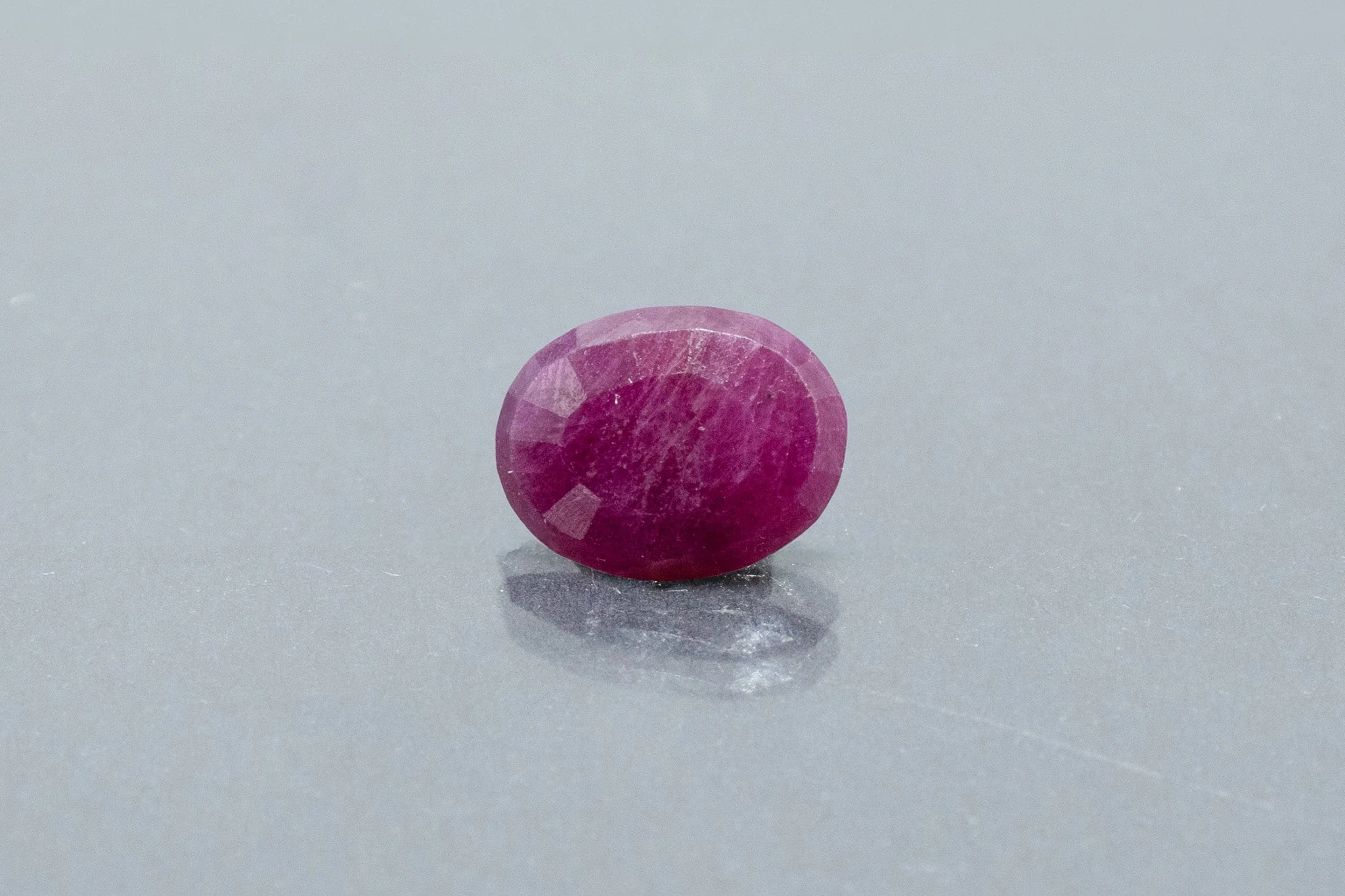 African Ruby - 3.60 Carat - Image 2