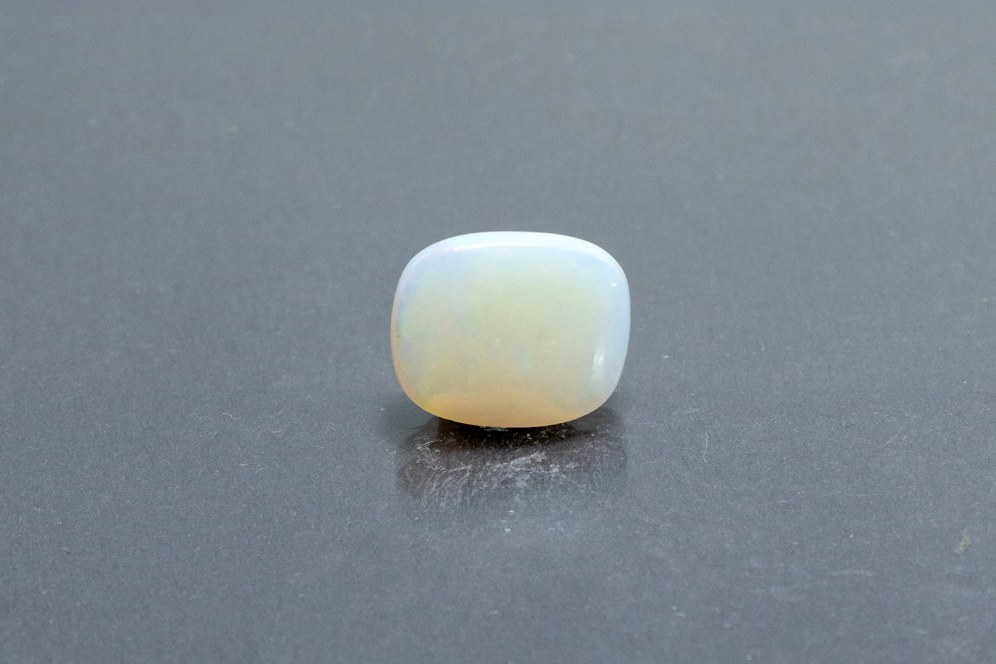 Opal - 2.86 Carat