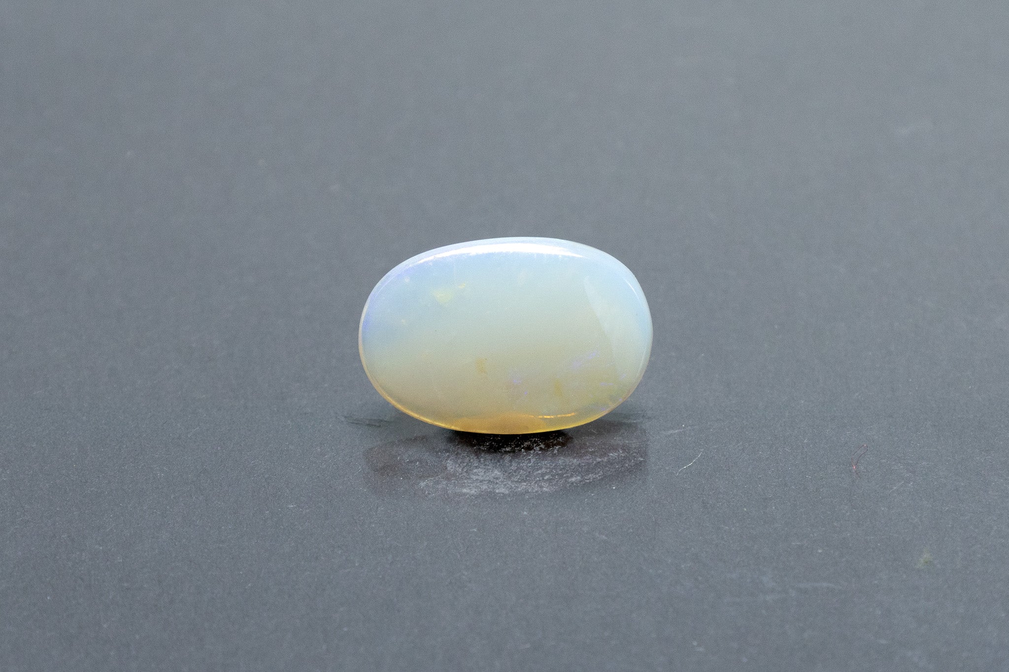 Opal - 2.95 Carat - Image 2