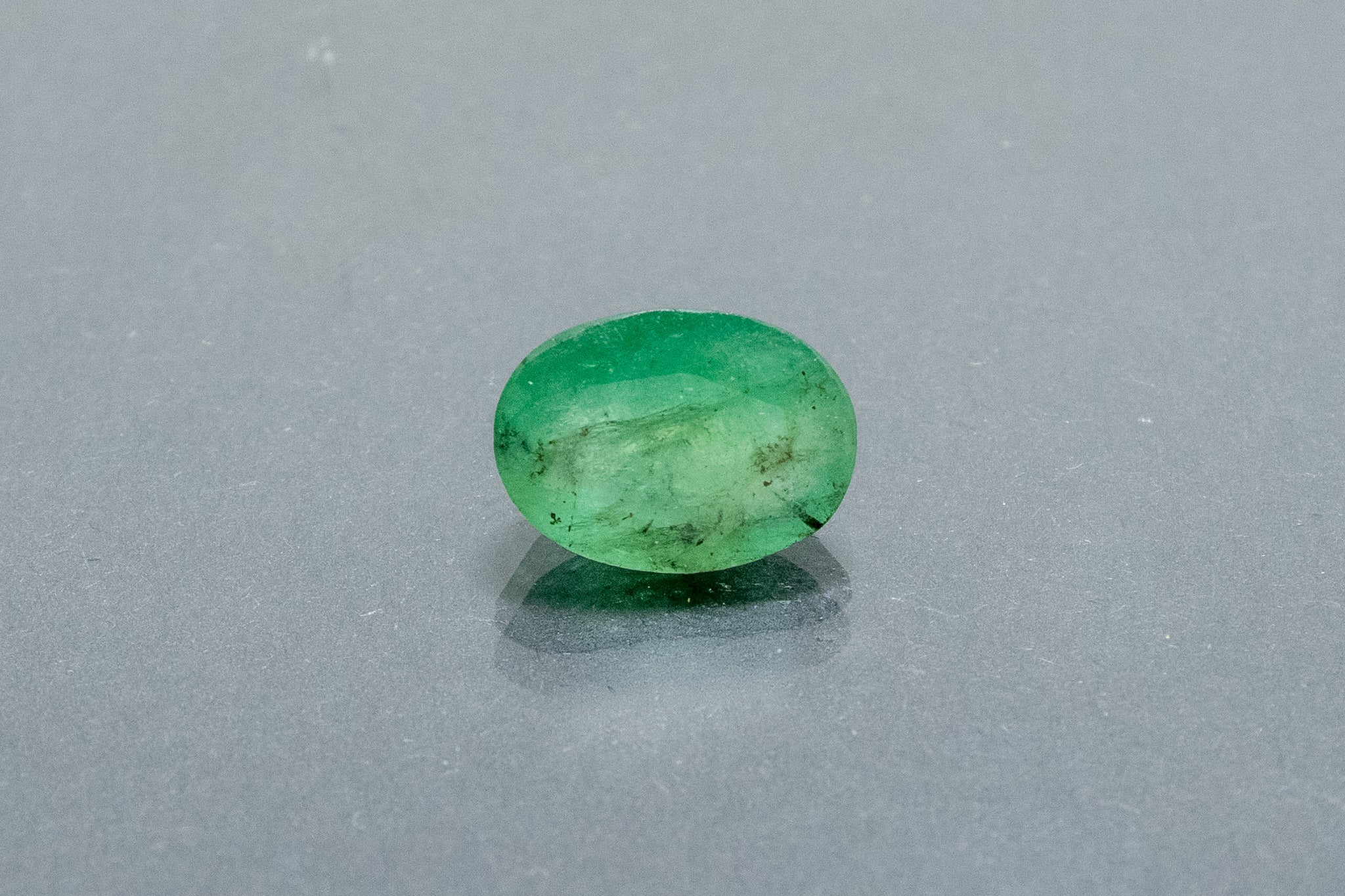 Brazilian Emerald - 2.36 Carat - Image 2