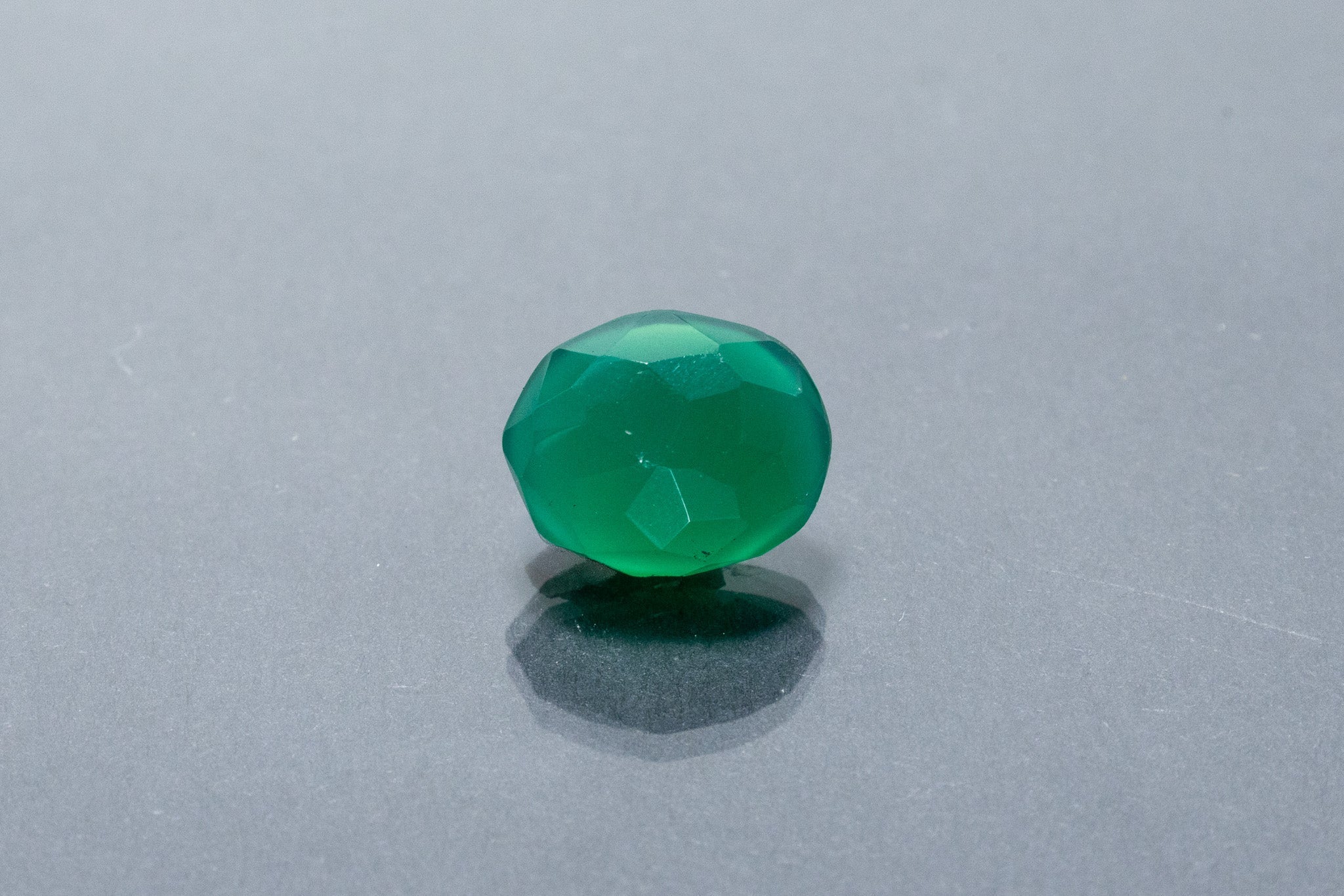Onyx - 8.01 Carat - Image 2