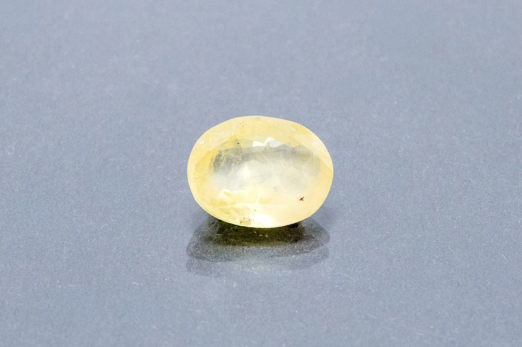 Ceylon Yellow Sapphire - 4.34 Carat