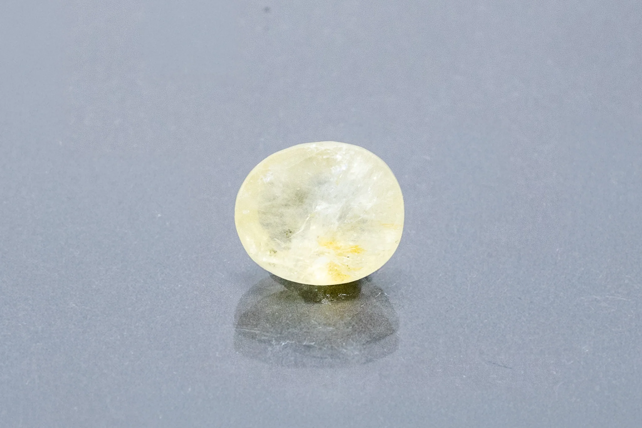 Ceylon Yellow Sapphire - 5.20 Carat