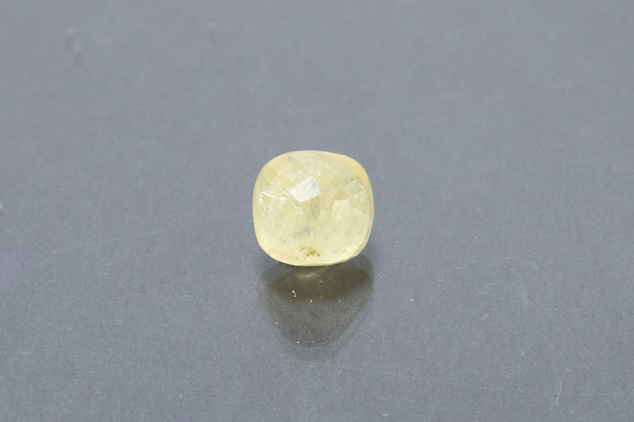 Ceylon Yellow Sapphire - 6.82 Carat