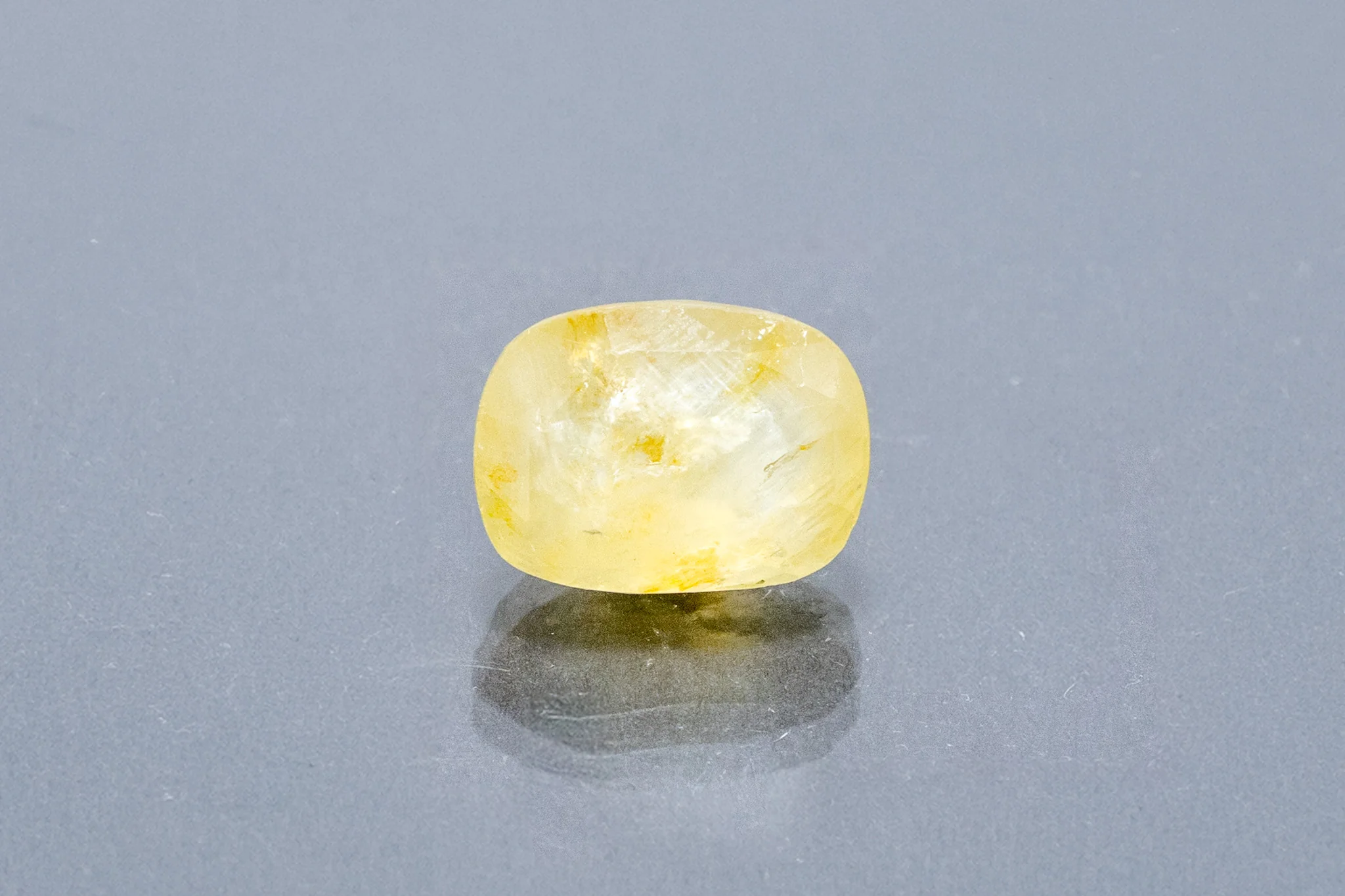 Ceylon Yellow Sapphire - 7.03 Carat