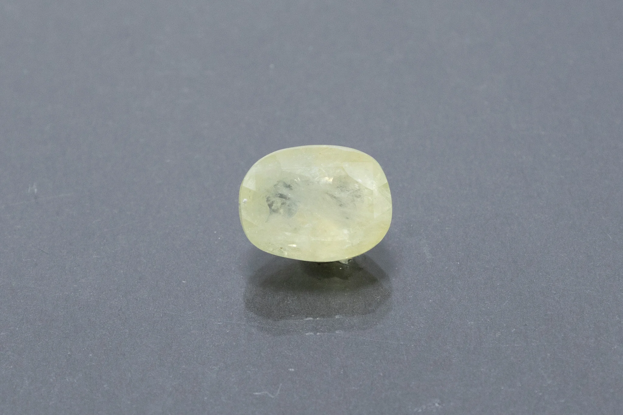 Ceylon Yellow Sapphire - 7.64 Carat