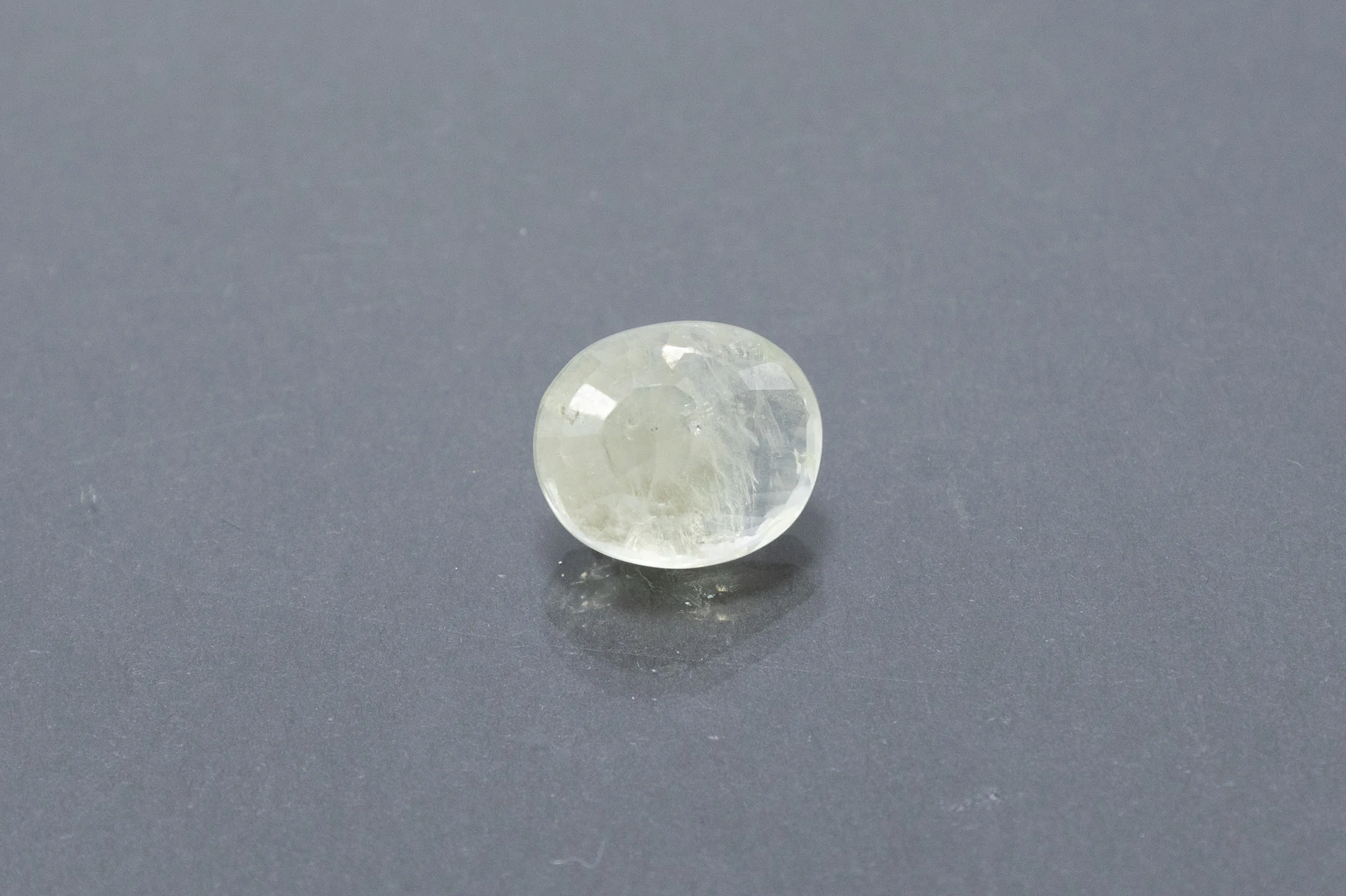 Ceylon Yellow Sapphire - 7.85 Carat - Image 2