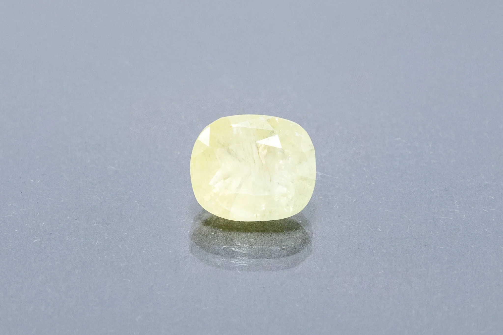 Ceylon Yellow Sapphire - 8.21 Carat