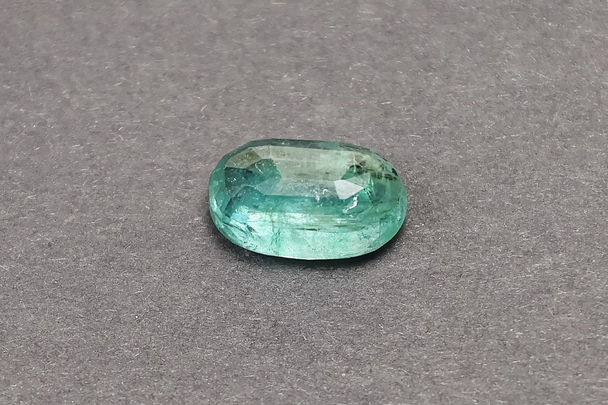 Zambian Emerald 4.10 Carat - Image 2