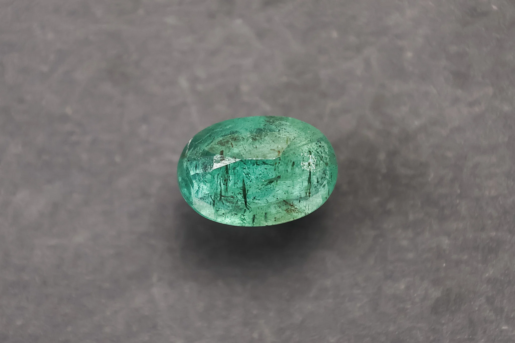 Zambian Emerald 4.6 Carat - Image 2