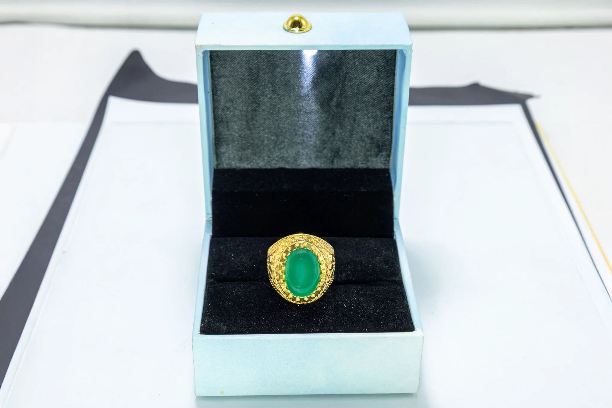 Green Onyx Designer Ring (10 Ratti) - Image 3