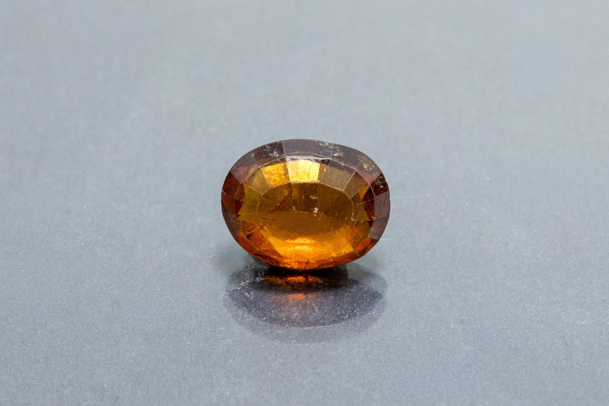 Hessonite - 5.13 Carat - Image 2