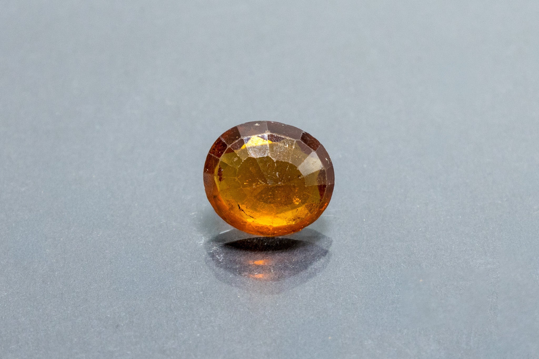 Hessonite - 5.35 Carat - Image 2