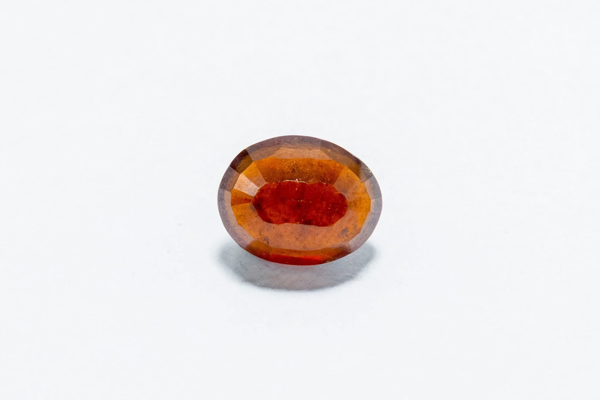 Hessonite - 6.05 Carat - Image 2