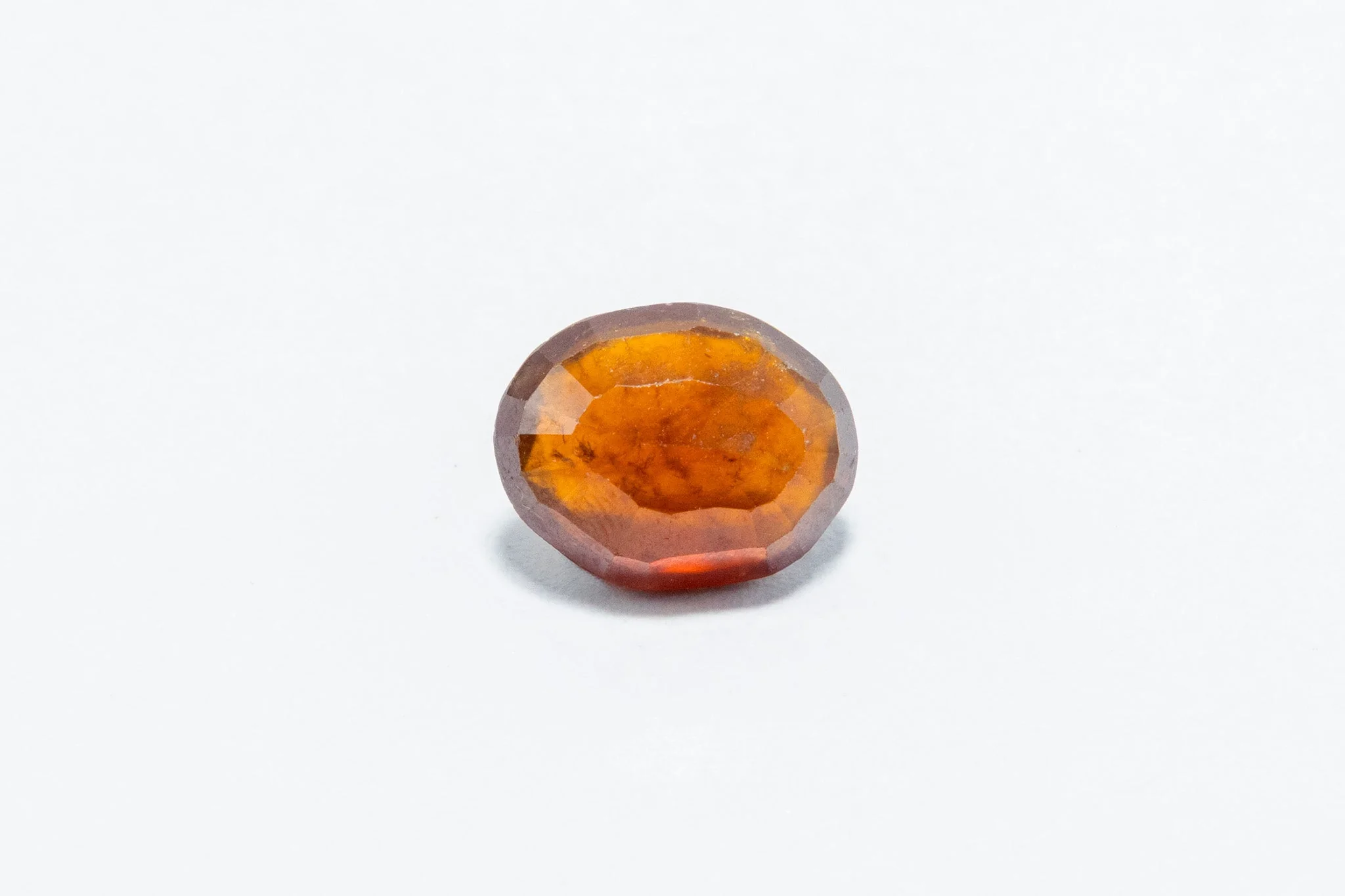 Hessonite - 7.45 Carat - Image 2