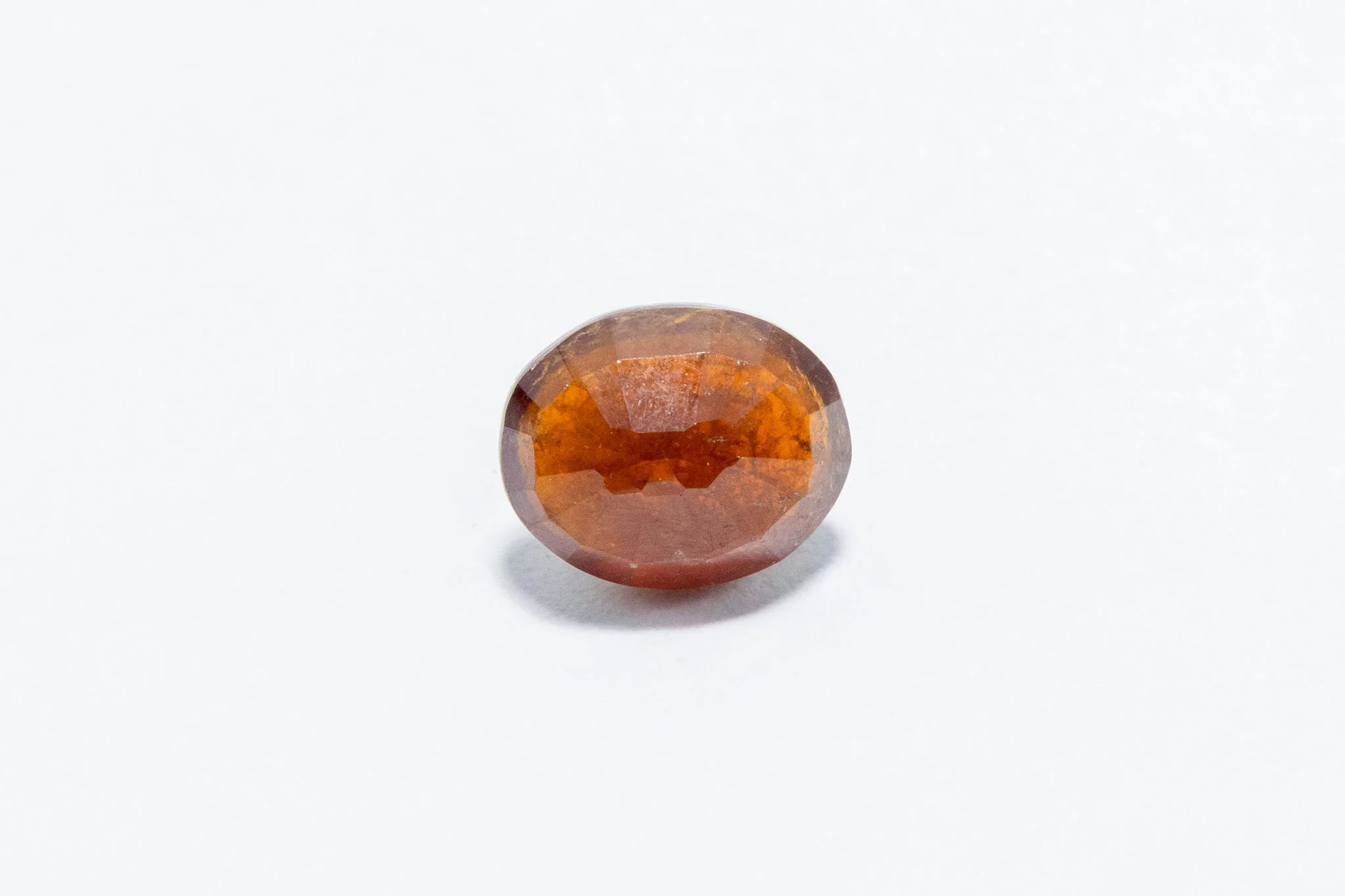 Hessonite - 7.48 Carat - Image 2