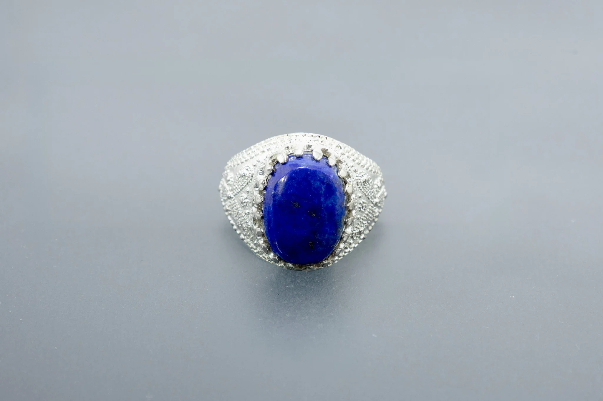 Lapis Lazuli King Size Ring (10 Ratti)
