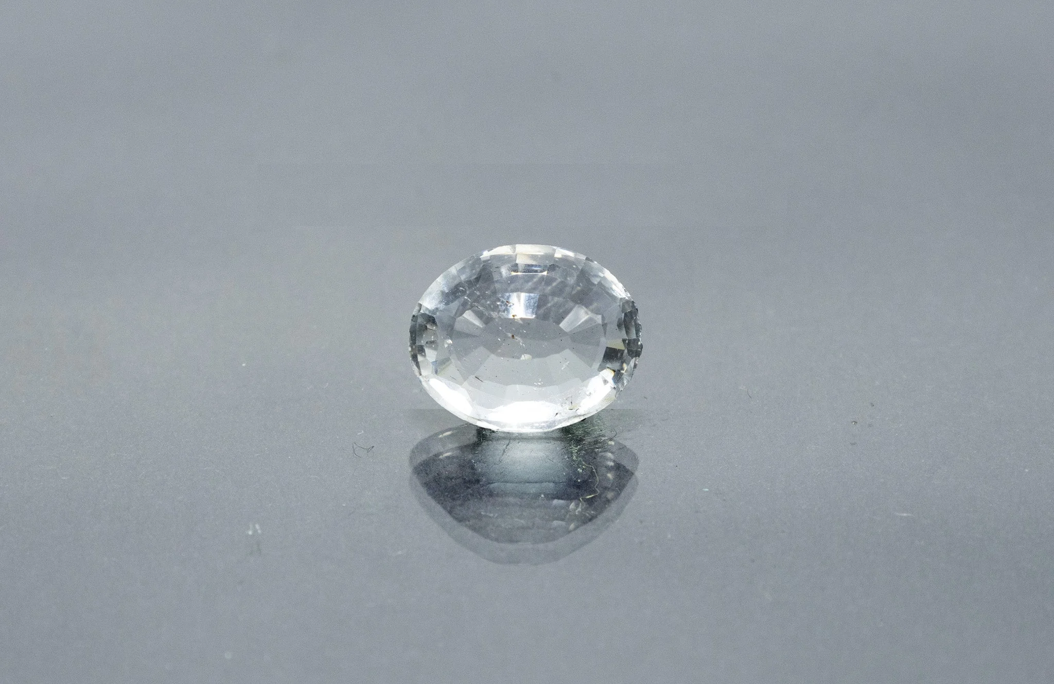 Topaz - 7.92 Carat - Image 2