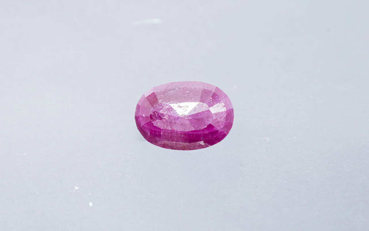 Indian Ruby 11.50 Carat - Image 2
