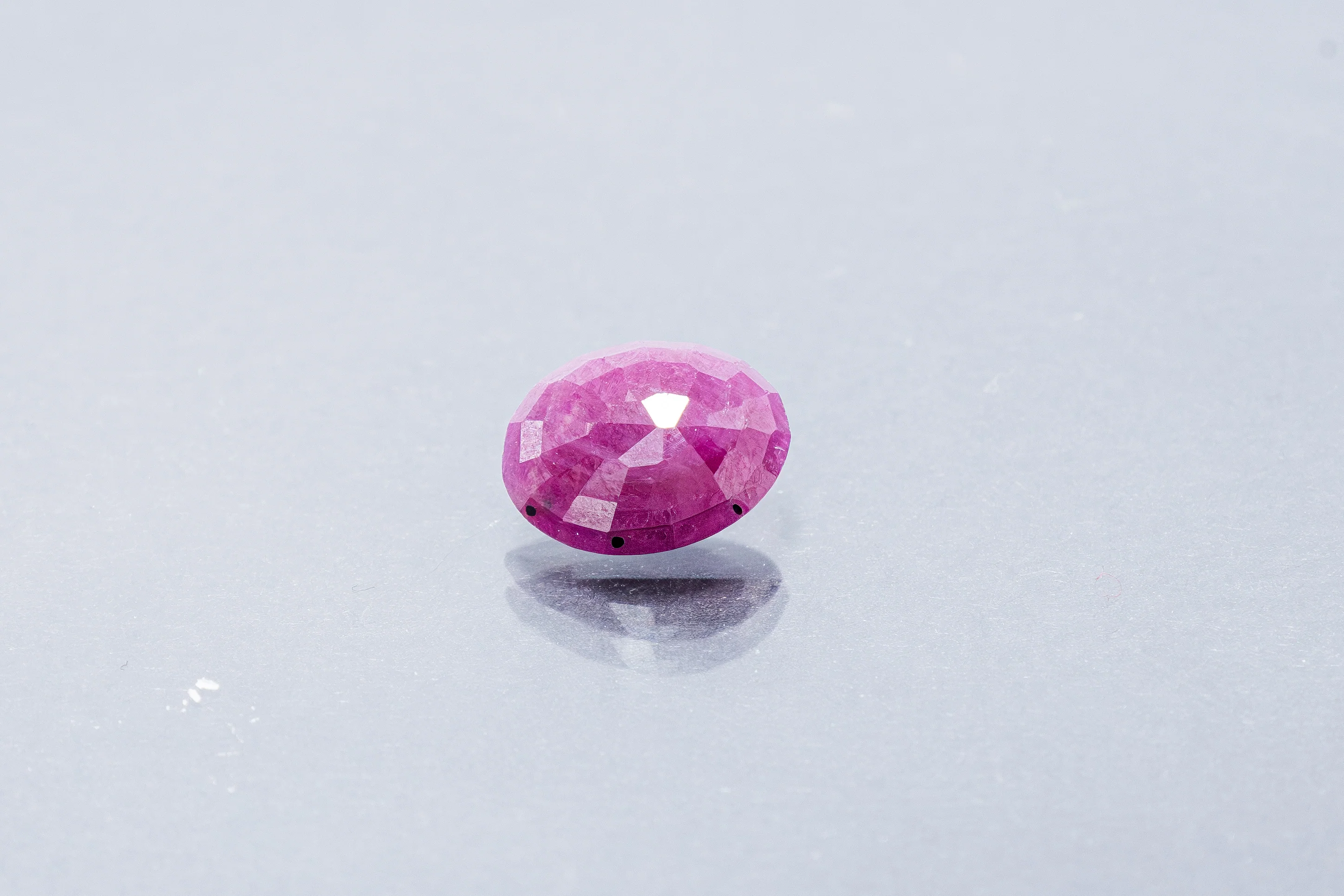 Indian Ruby 3.60 Carat - Image 2