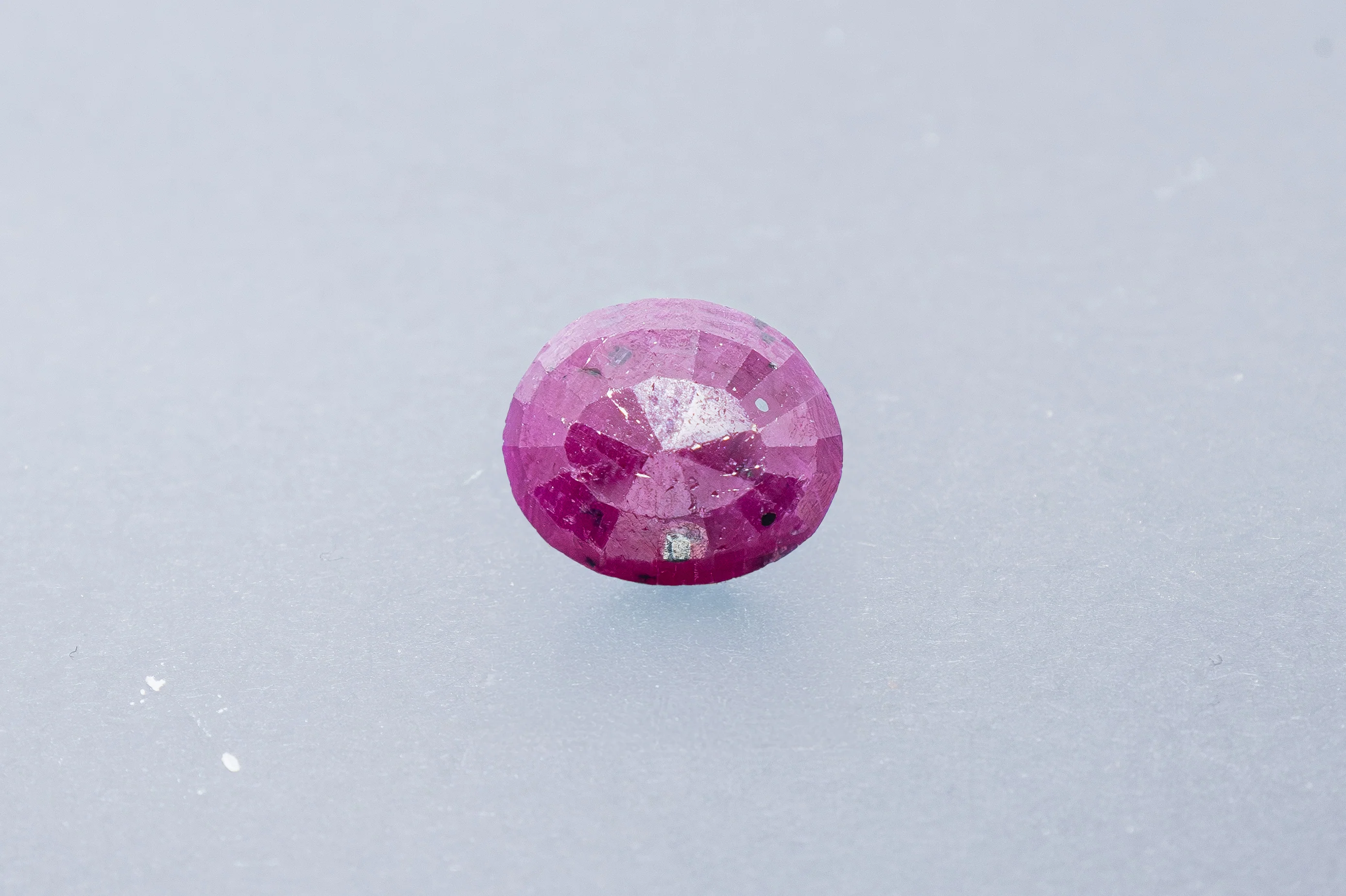Indian Ruby 4.25 Carat - Image 2