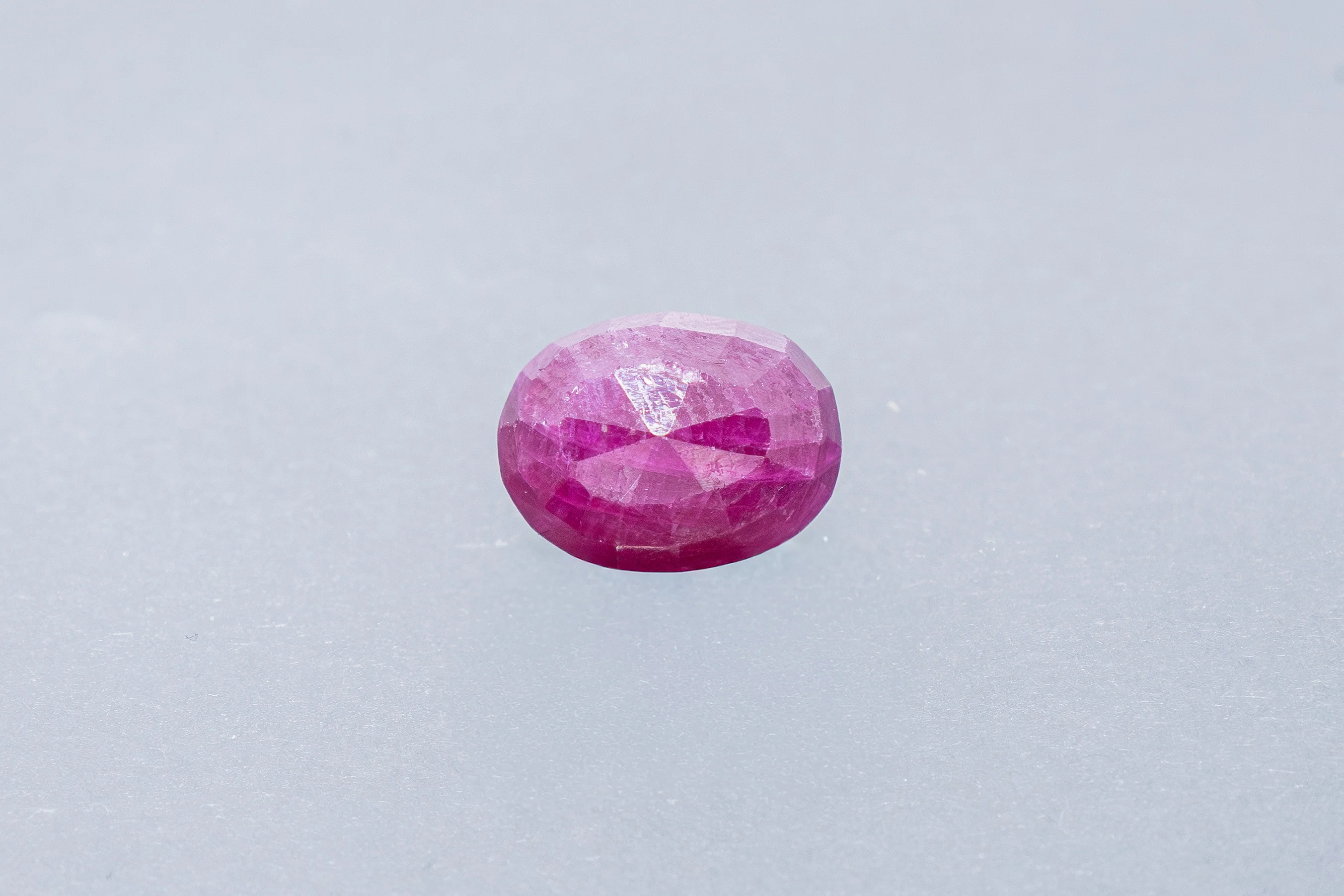 Indian Ruby 6.30 Carat - Image 2