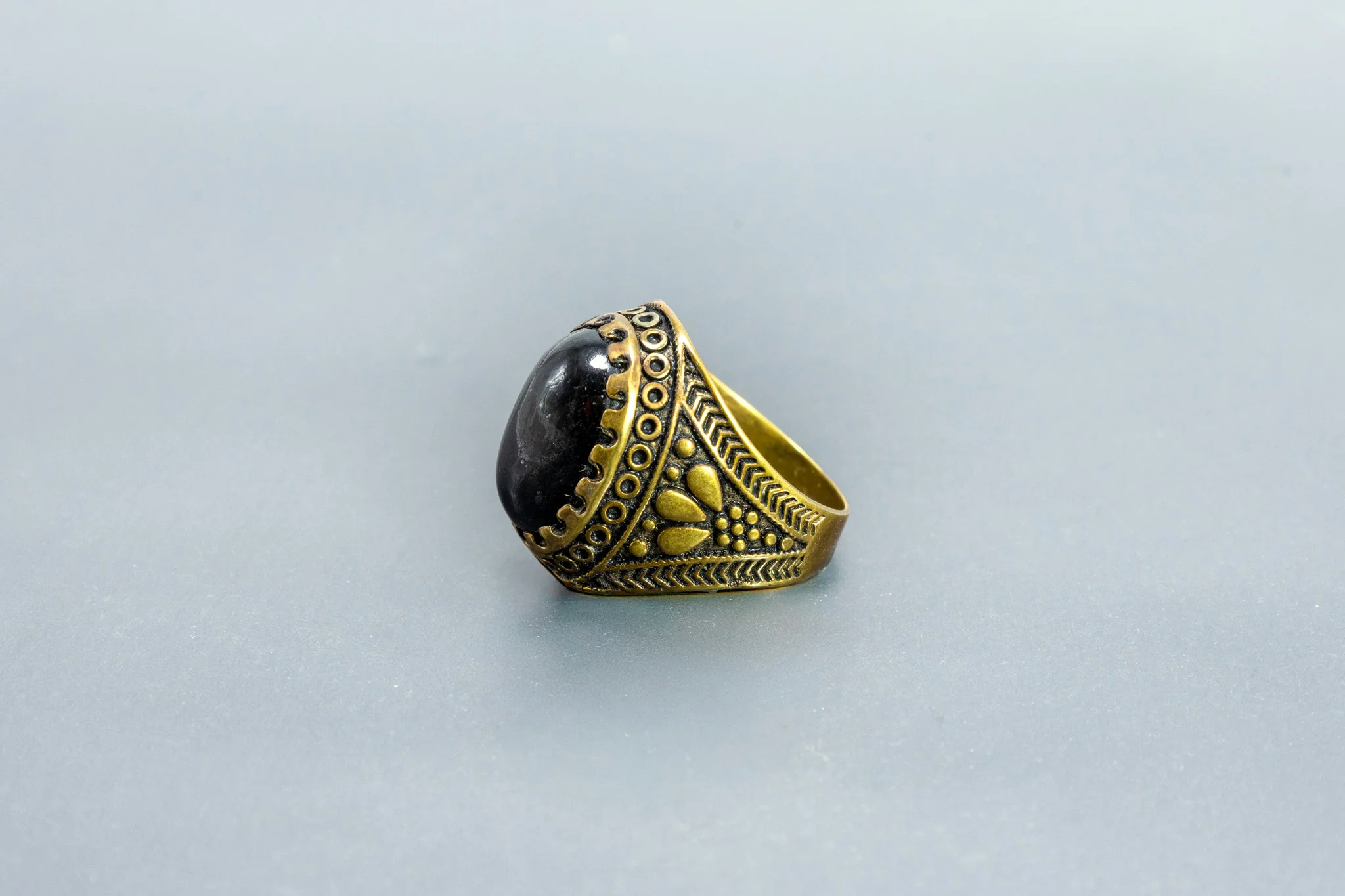 Sulemani Hakik Designer Ring (10 Ratti) - Image 5