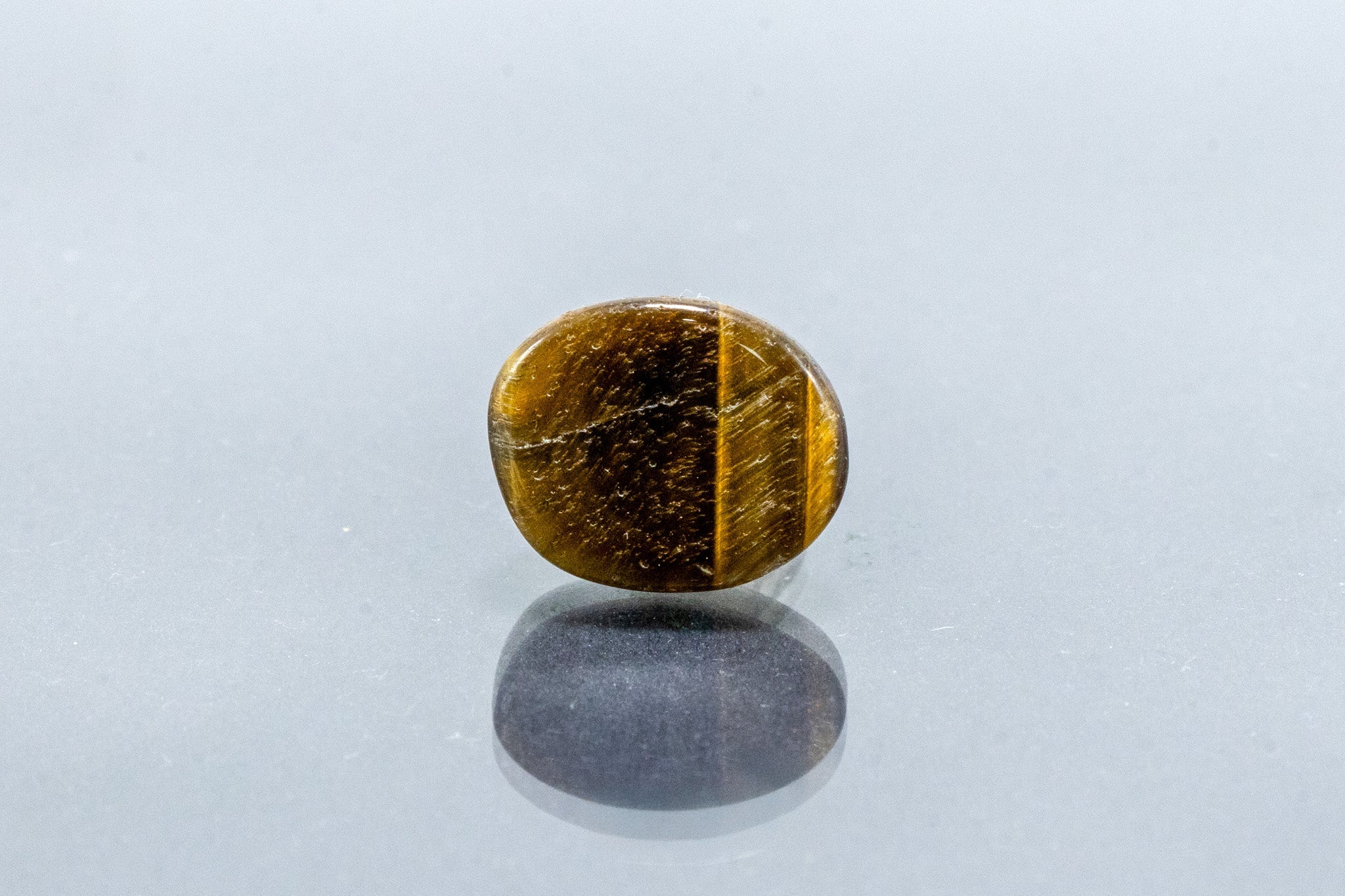 Tiger Eye - 8.26 Carat - Image 2