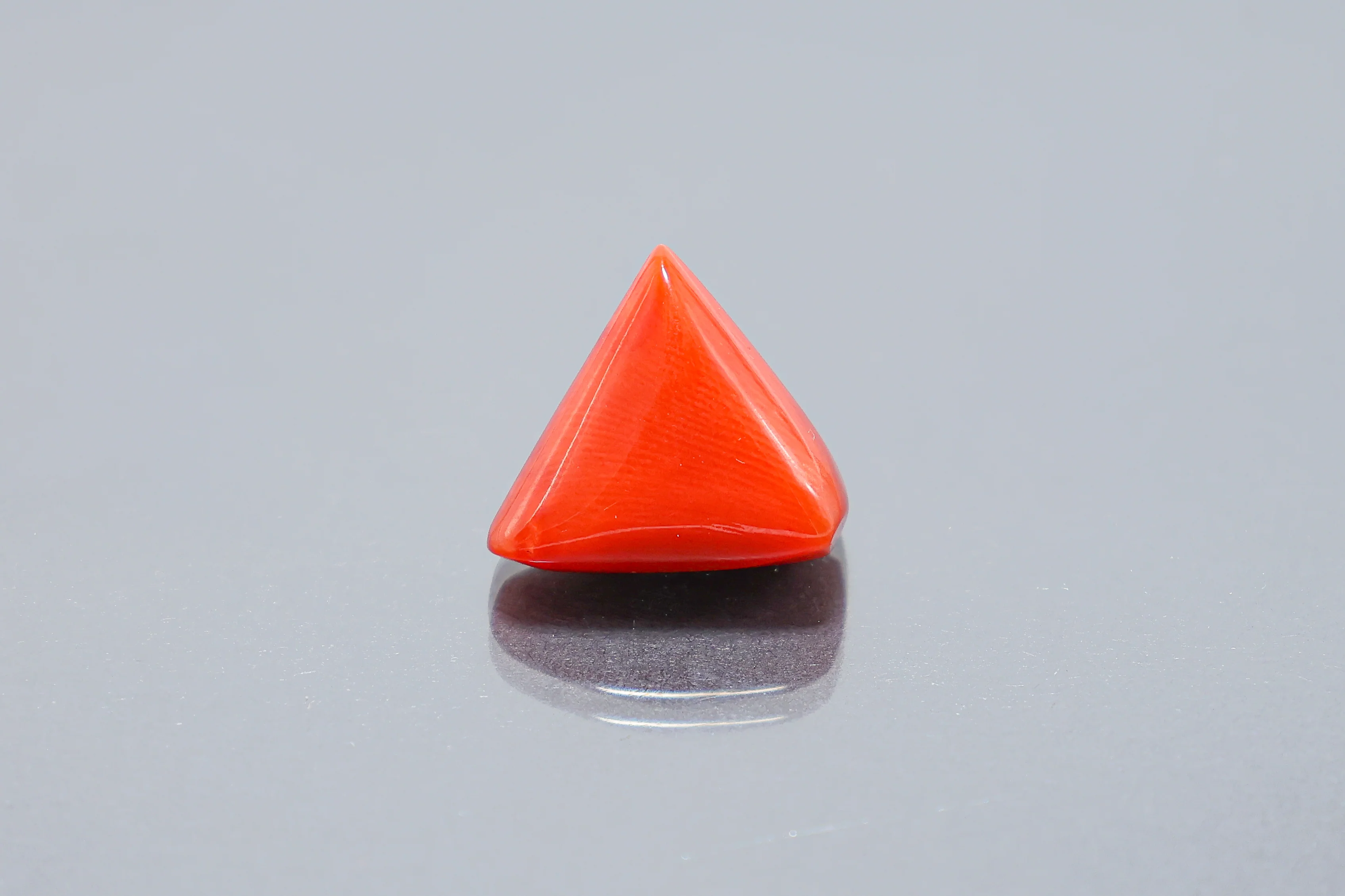 Triangle Coral 3.10 Carat - Image 2